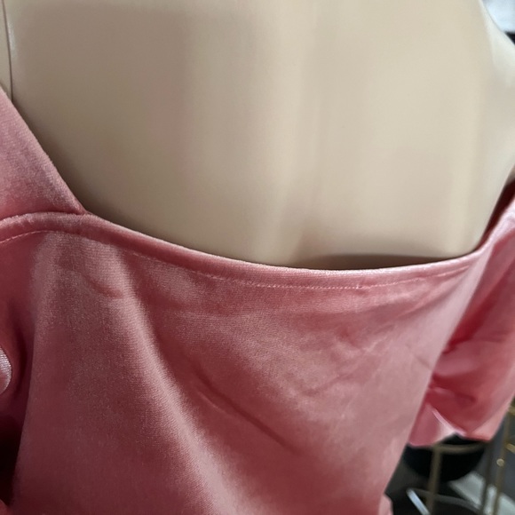 EXPRESS Beautiful Top - Picture 5 of 12